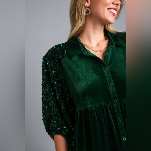 Umgee Sequin Detail Tiered Back Half Sleeve Shirt - Picture 3 of 3